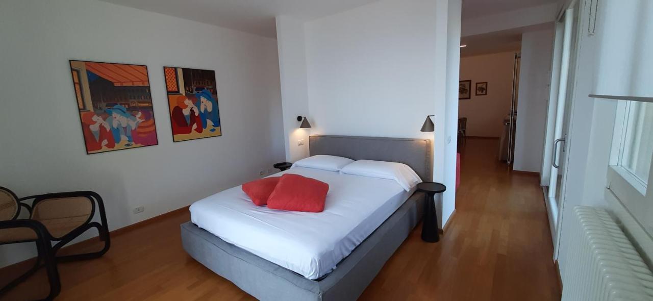 Iseolakerental - Vacanza Romantica Riva di Solto Eksteriør bilde